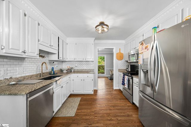 8 River Way Drive, Greer, SC 29651