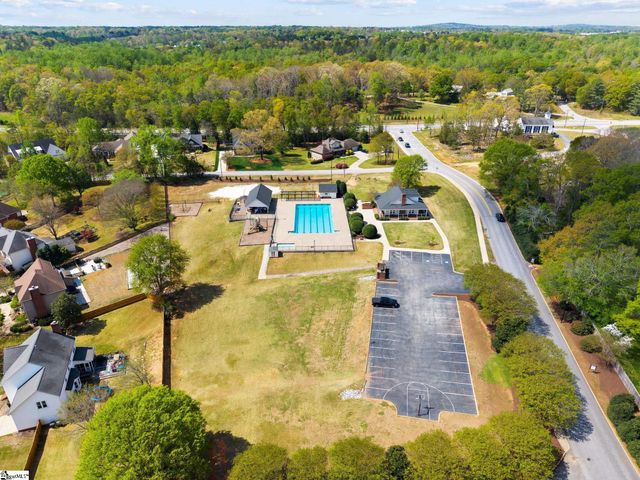 8 River Way Drive, Greer, SC 29651