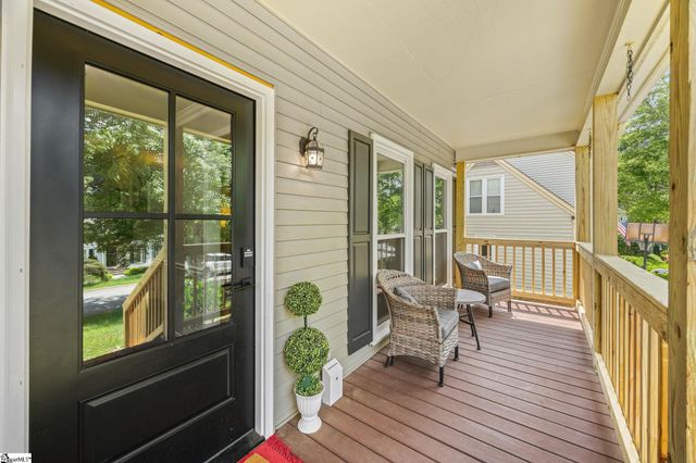 8 River Way Drive, Greer, SC 29651