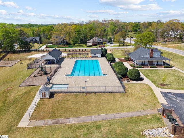 8 River Way Drive, Greer, SC 29651
