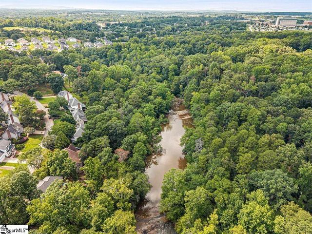 8 River Way Drive, Greer, SC 29651