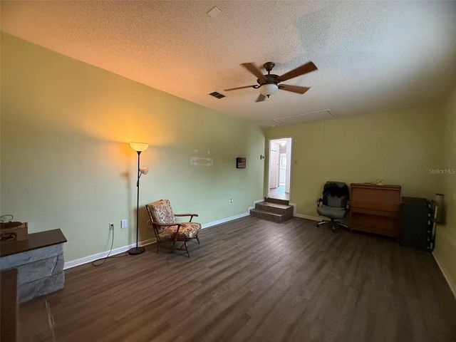7 LAGO VISTA COURT, Davenport, FL 33837