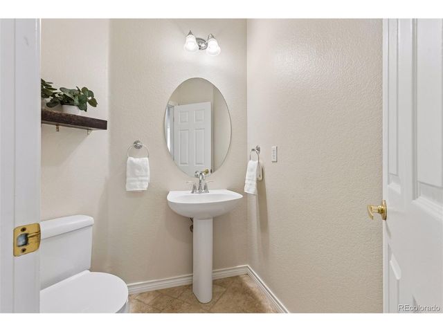 2952 Clairton Dr, Littleton, CO 80126