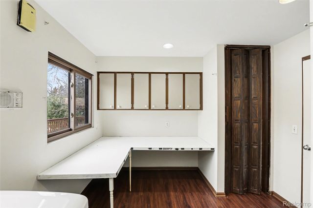 13490 Lakebrook Drive, Tyrone Township, MI 48430