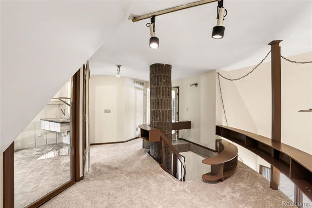 13490 Lakebrook Drive, Tyrone Township, MI 48430