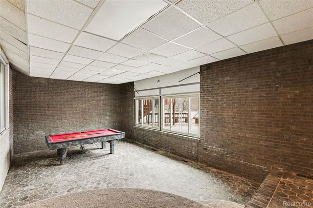 13490 Lakebrook Drive, Tyrone Township, MI 48430