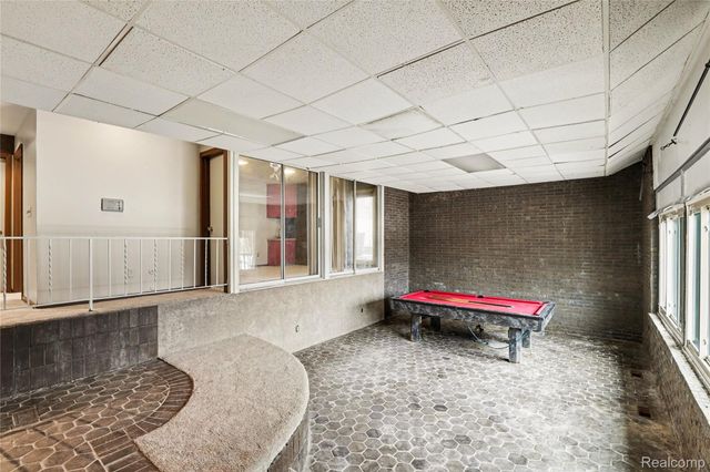 13490 Lakebrook Drive, Tyrone Township, MI 48430