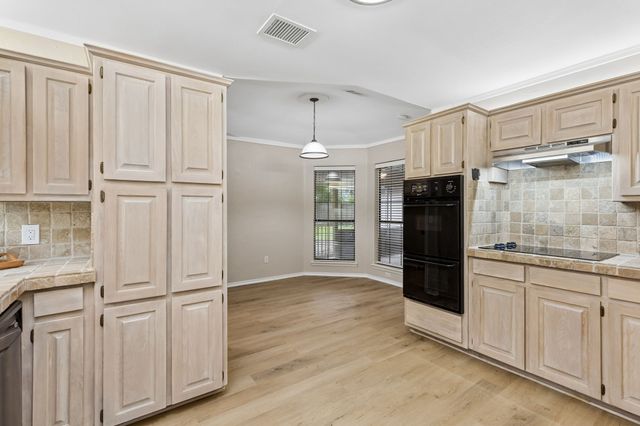 3701 Andrea Lane, Rowlett, TX 75088