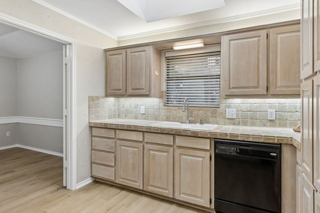 3701 Andrea Lane, Rowlett, TX 75088