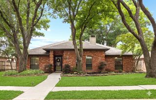 3701 Andrea Lane, Rowlett, TX 75088