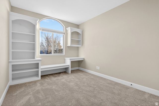 1898 W OLD FORT CIR, Farmington, UT 84025