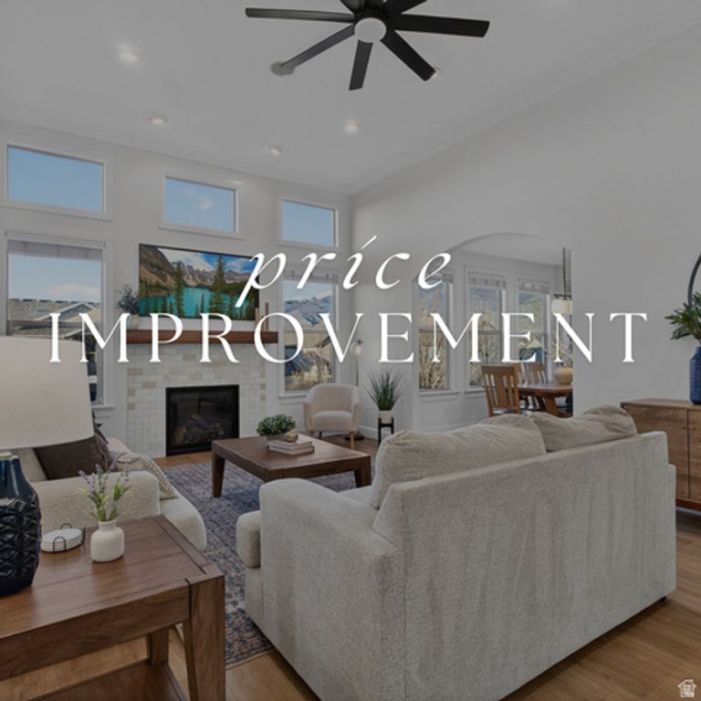 Image 1 of property listing at 1898 W OLD FORT CIR, Farmington, UT 84025