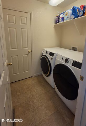 3160 Snowberry Street, Silver Springs, NV 89429