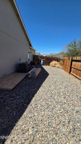 3160 Snowberry Street, Silver Springs, NV 89429
