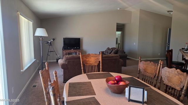 3160 Snowberry Street, Silver Springs, NV 89429