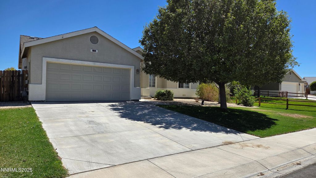 3160 Snowberry Street, Silver Springs, NV 89429