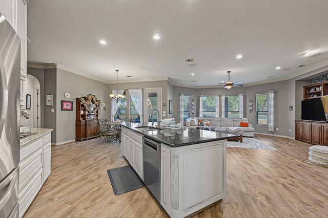 111 Highland Court, Boyd, TX 76023