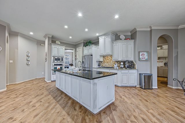 111 Highland Court, Boyd, TX 76023