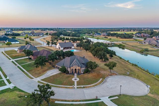 111 Highland Court, Boyd, TX 76023