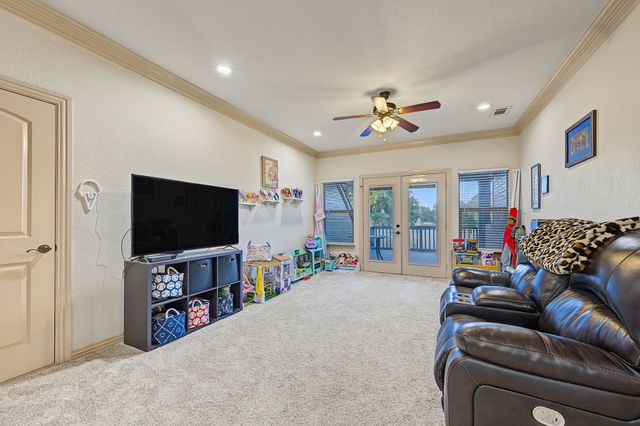 111 Highland Court, Boyd, TX 76023