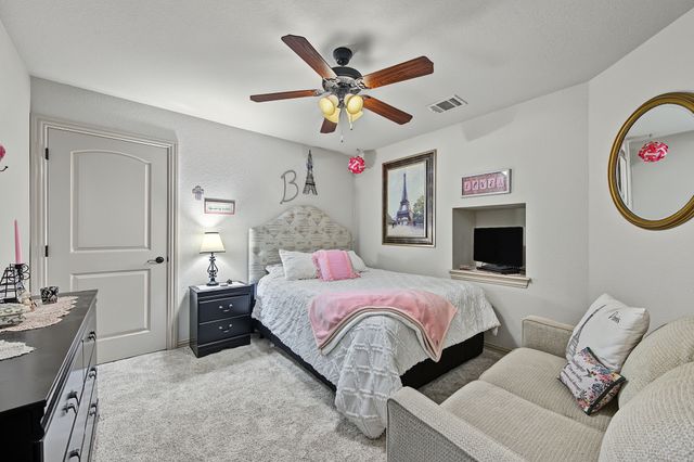 111 Highland Court, Boyd, TX 76023