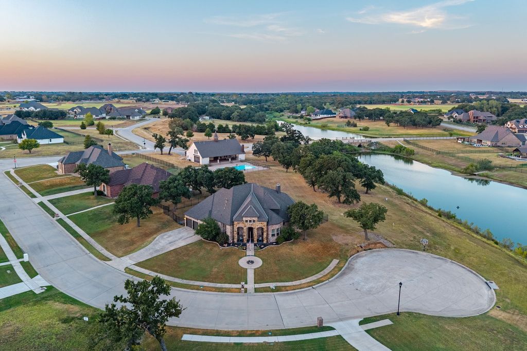 111 Highland Court, Boyd, TX 76023 — photo 3