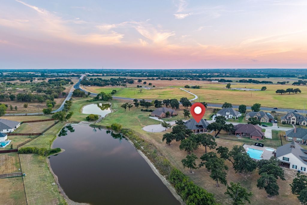 111 Highland Court, Boyd, TX 76023 — photo 5