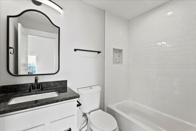 1227 N Avondale Cir, Nashville, TN 37207