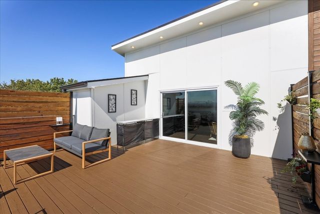 1227 N Avondale Cir, Nashville, TN 37207