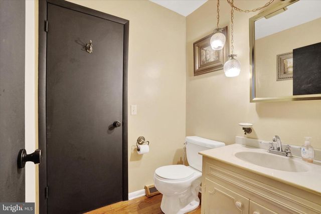 2350 SUTTON RD, York, PA 17403