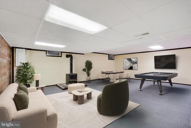 2350 SUTTON RD, York, PA 17403