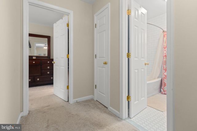 5710 RIVERBEND LN, Reva, VA 22735