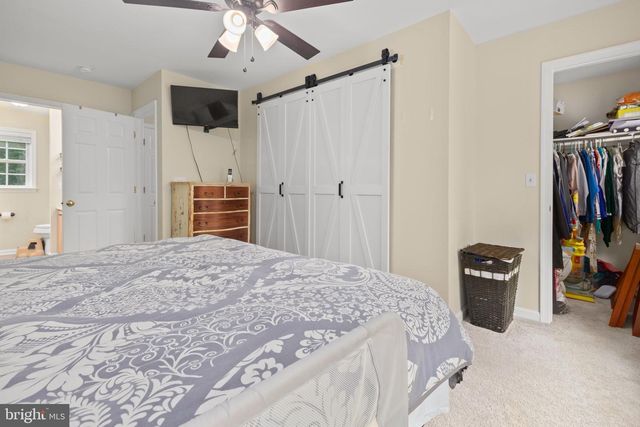 5710 RIVERBEND LN, Reva, VA 22735