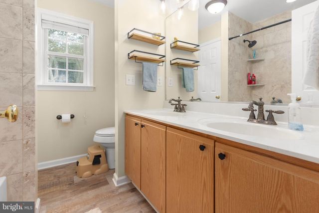 5710 RIVERBEND LN, Reva, VA 22735