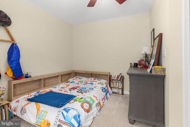 5710 RIVERBEND LN, Reva, VA 22735
