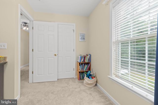 5710 RIVERBEND LN, Reva, VA 22735