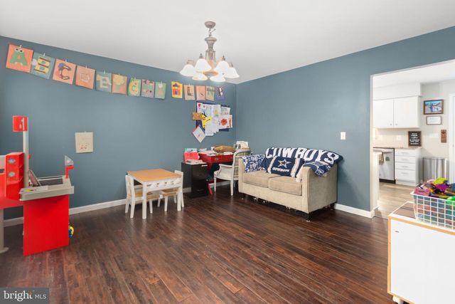 5710 RIVERBEND LN, Reva, VA 22735
