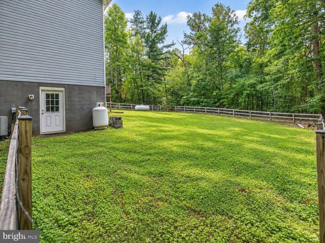 5710 RIVERBEND LN, Reva, VA 22735