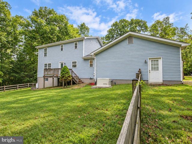 5710 RIVERBEND LN, Reva, VA 22735
