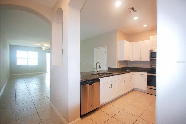 812 ROYAL EMPRESS DRIVE, Ruskin, FL 33570