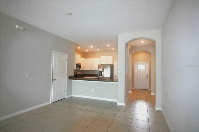 812 ROYAL EMPRESS DRIVE, Ruskin, FL 33570