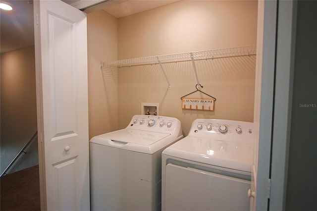 812 ROYAL EMPRESS DRIVE, Ruskin, FL 33570