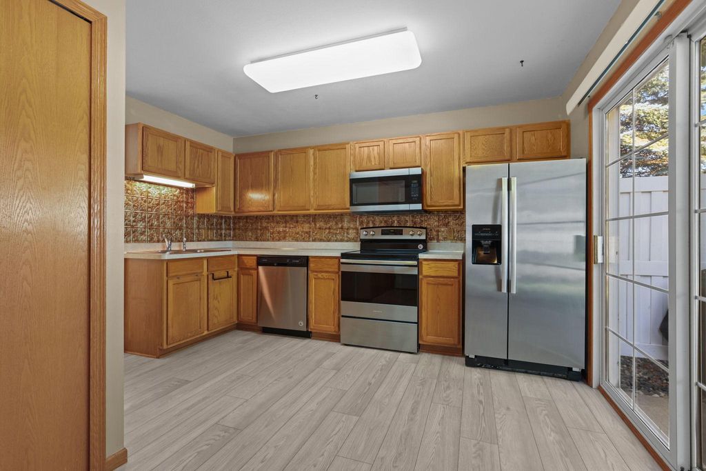 1358 Idlewood Way, Shakopee, MN 55379 — photo 4