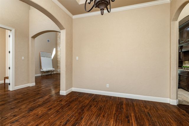 209 Ellis Creek Drive, Weatherford, TX 76085