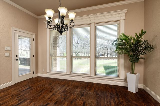 209 Ellis Creek Drive, Weatherford, TX 76085