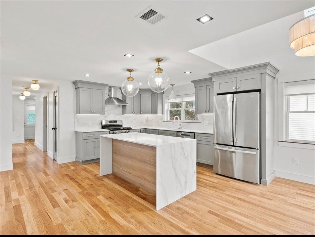 85 Morton Ave 2, Medford, MA 02155