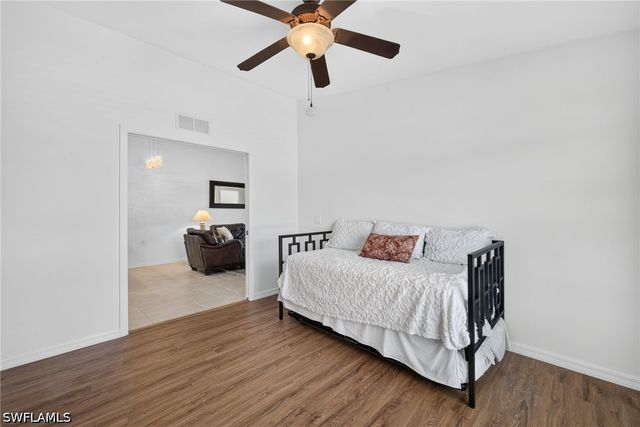 2815 Cypress Trace CIR 204, Naples, FL 34119