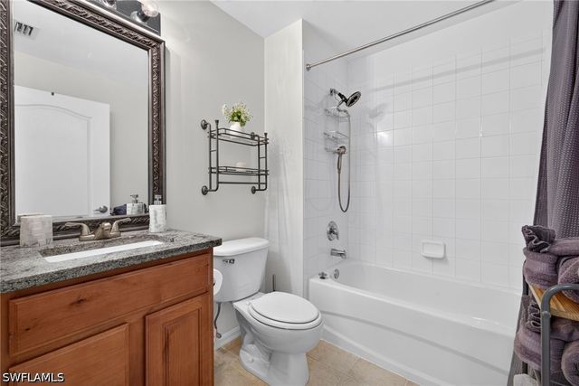 2815 Cypress Trace CIR 204, Naples, FL 34119