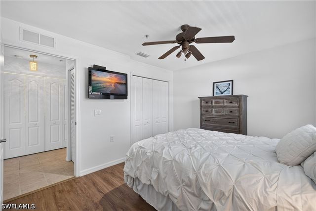 2815 Cypress Trace CIR 204, Naples, FL 34119