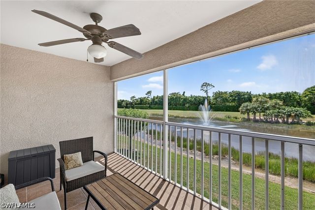 2815 Cypress Trace CIR 204, Naples, FL 34119
